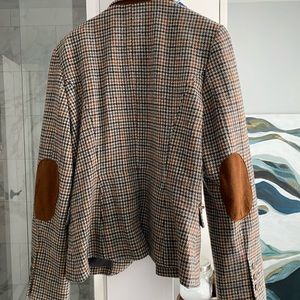 Cassis blazer with elbow patch detail